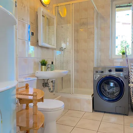 Habitación en casa particular Circus - 10 Min To Old Town Gdansk,pkp & Shopping Mall Gdansk