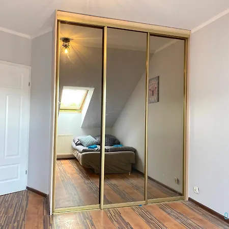 Circus - 10 Min To Old Town Gdansk,pkp & Shopping Mall Habitación en casa particular Gdansk