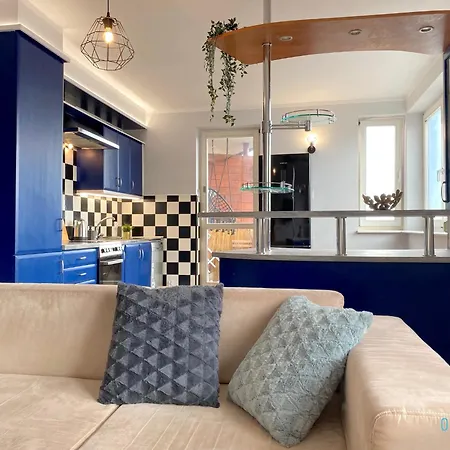 בית אירוח Circus - 10 Min To Old Town Gdansk,pkp & Shopping Mall גדנסק